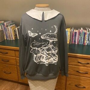 Romwe Women's Gray Pullover Mushroom Cottage Core XS Baggy Fit Collar Oversized